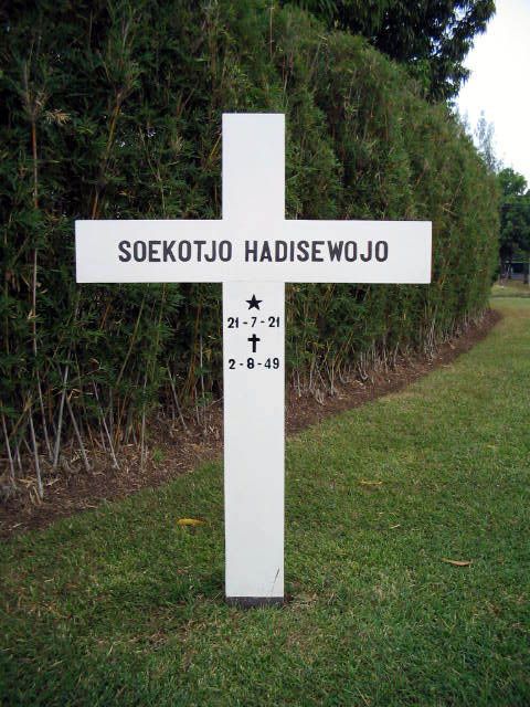 soekotjo hadisewojo.2004.jpg.JPG