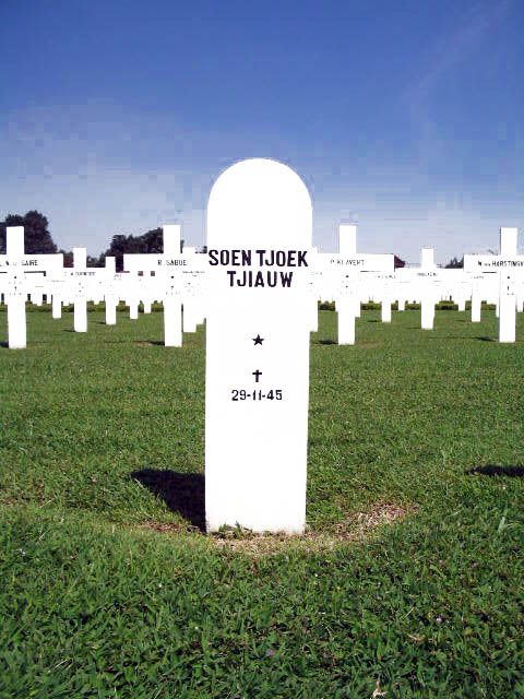 soen tjoek tjiauw.2005.jpg