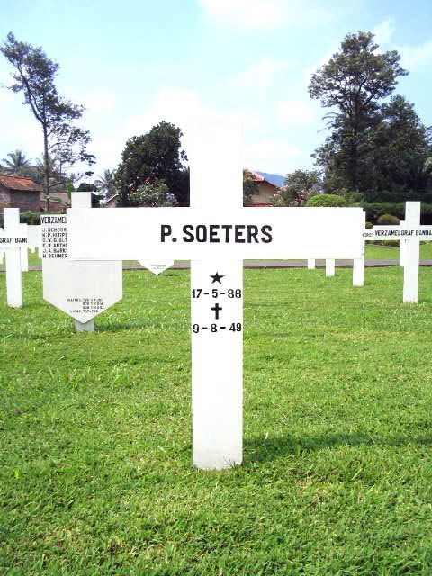 soeters.p.2005.jpg