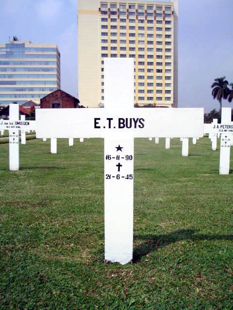 buys.e.t.2005.jpg