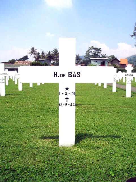 bas.de.h.2005.jpg