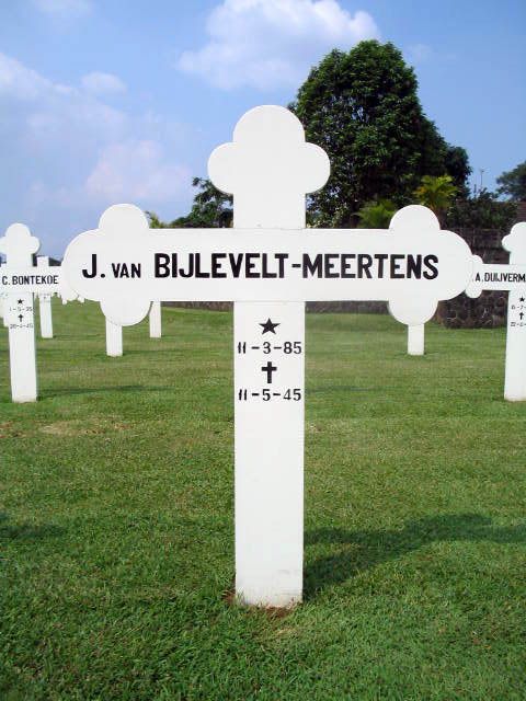 bijlevelt.van.meertens.j.2005.jpg