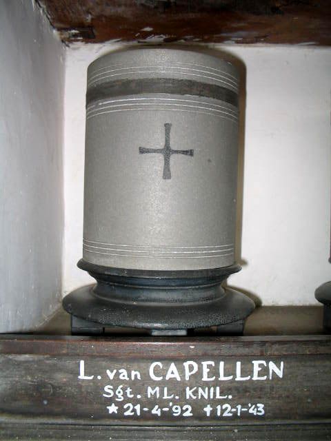 capellen.van.l.2005.jpg