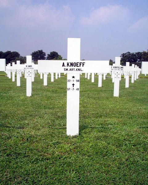 knoeff.a.2005.jpg