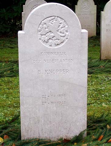 knopper b.jpg