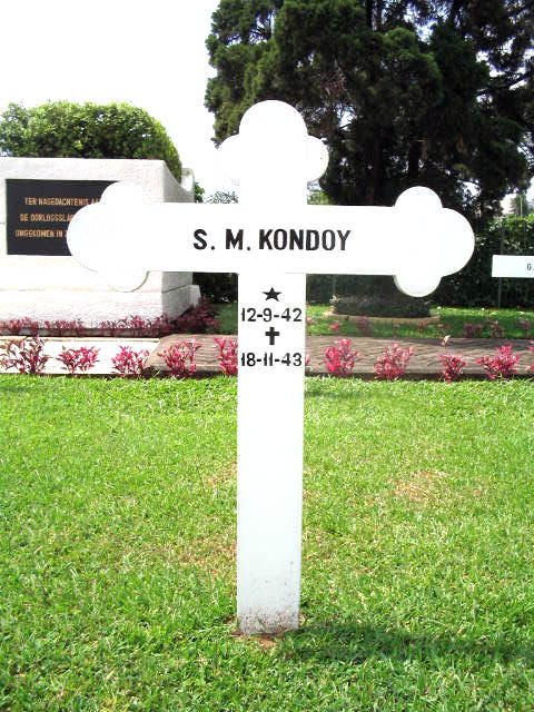 kondoy.s.m.2005.jpg