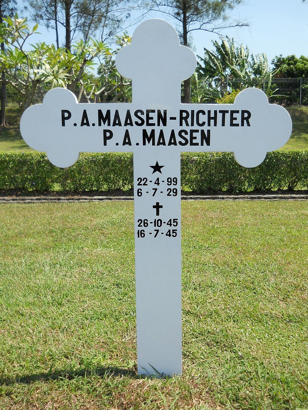 maasen-richter.p.a.2011.jpg