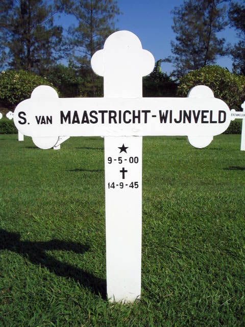 maastricht wijnveld.van.s.2004.jpg