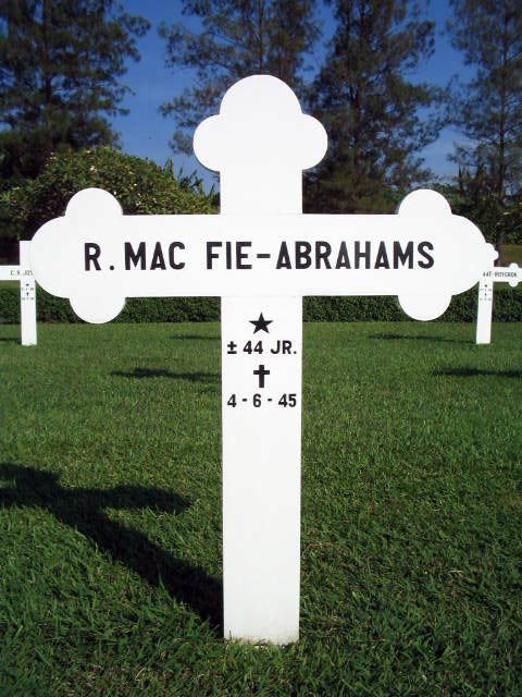 mac fie abrahams r.2004.jpg