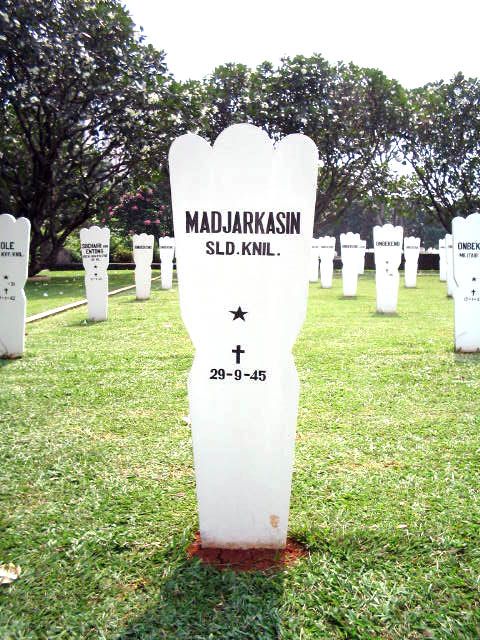 madjarkasin.2005.jpg