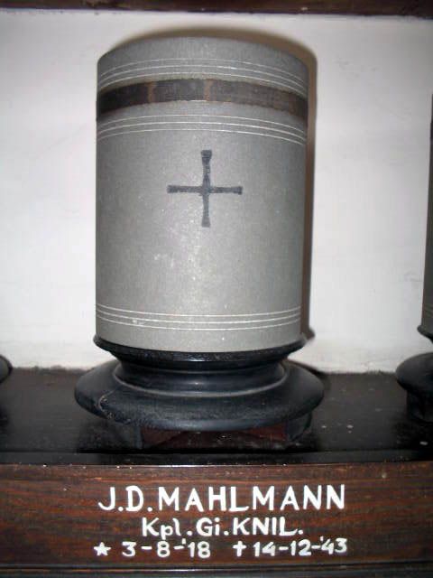 mahlmann.j.d.2005.jpg