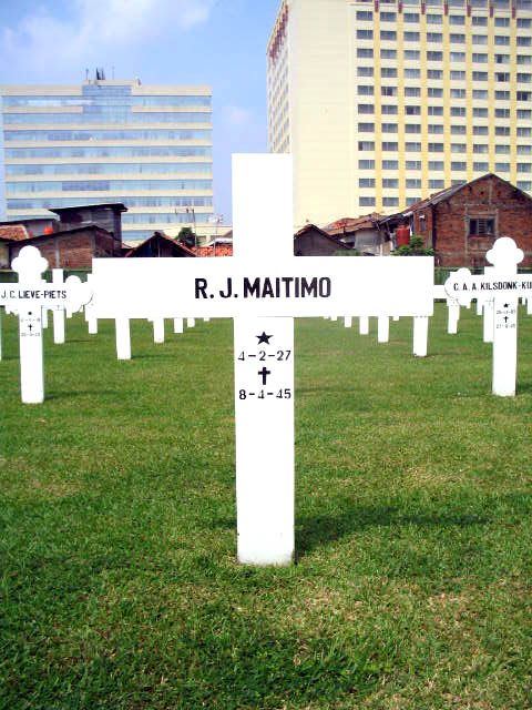 maitimo.r.j.2005.jpg