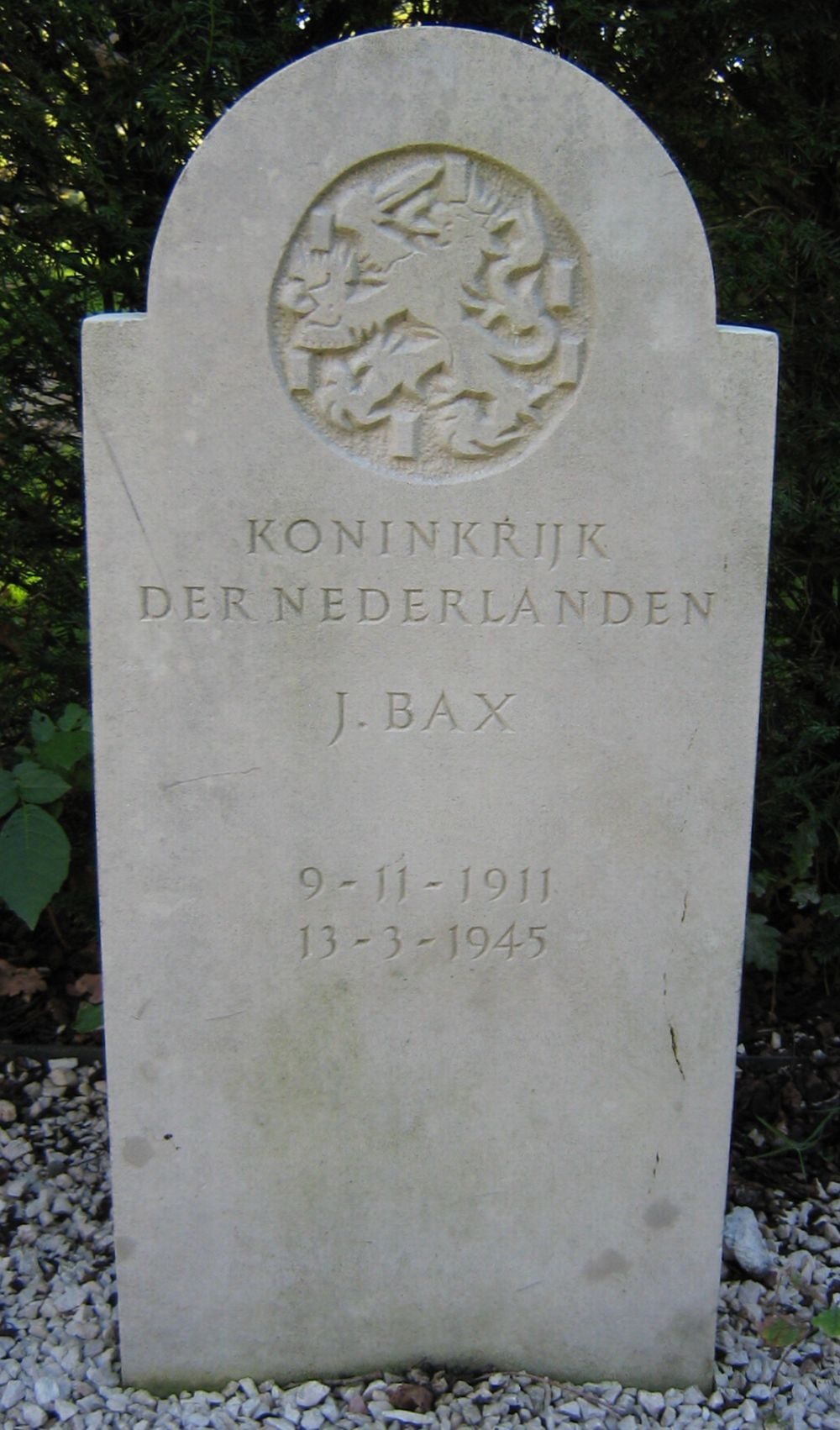 bax.j.2010.jpg