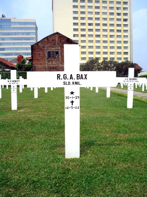bax.r.g.a.2005.jpg