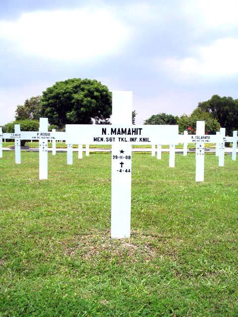 mamahit.n.2005.jpg