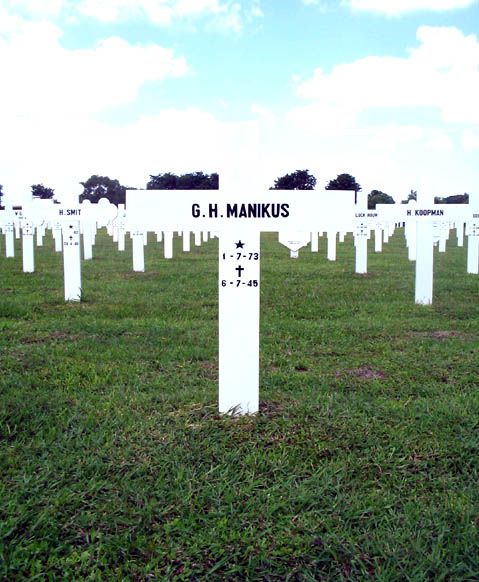 manikus.g.h.2005.jpg.JPG