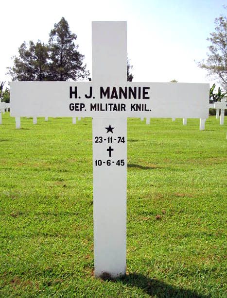 mannie h.j.2004.jpg