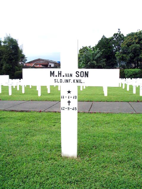 144687.2005.jpg