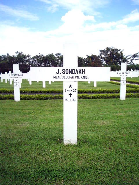 sondakh.j.2005.jpg