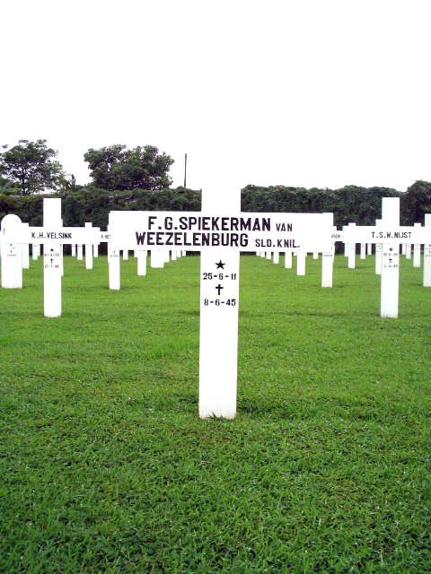 spiekerman.van.weezelenburg.f.g.2005.jpg