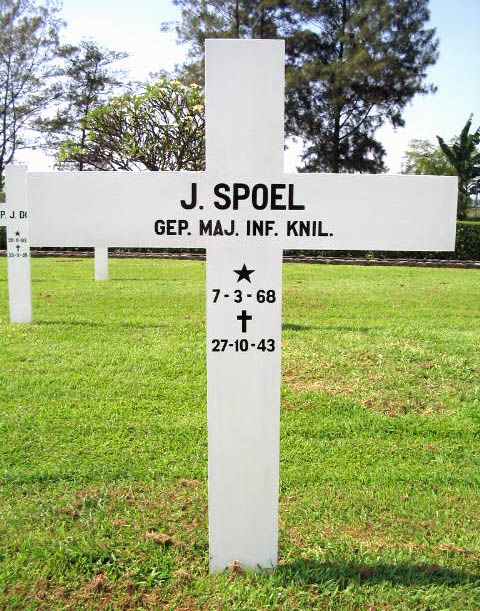 spoel j.2004.jpg