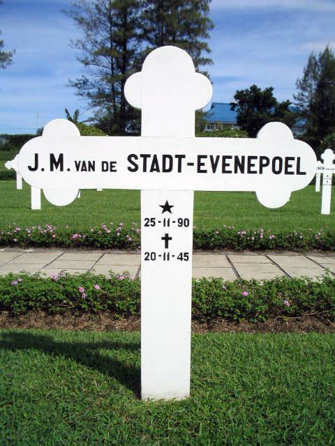 stadt v de evenpoel.j.m.2004.jpg