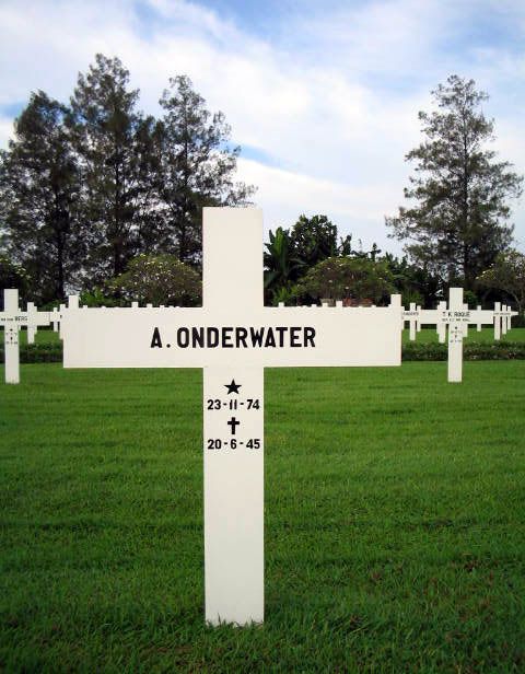 onderwater a.2004.jpg