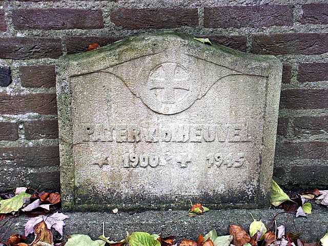 Heuvel.G.van den.2004.jpg