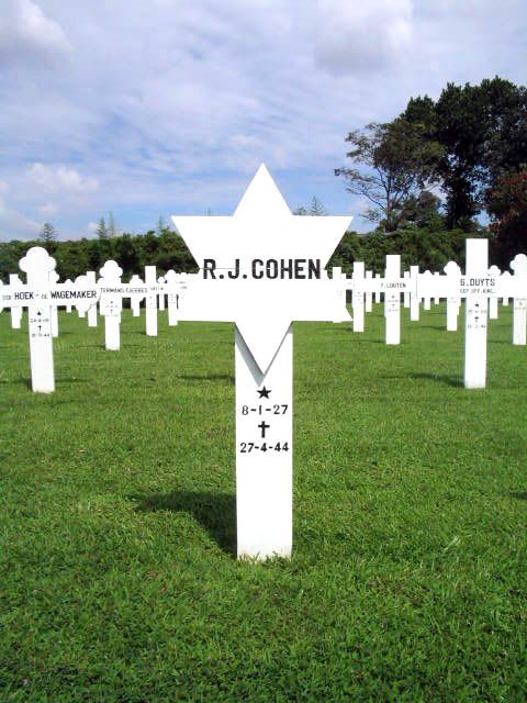 cohen.r.j.2005.jpg