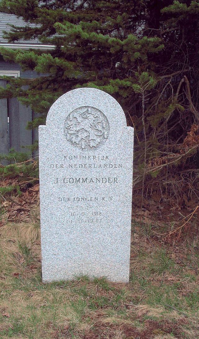 J.Commander kopie.jpg