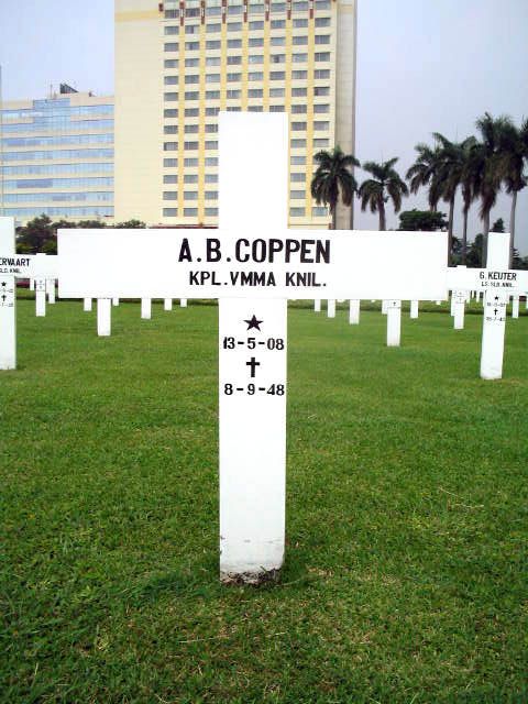 coppen.a.b.2005.jpg