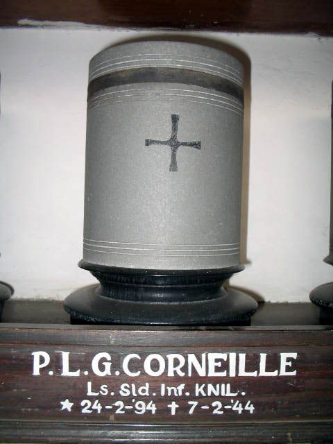 corneille.p.l.g.2005.jpg