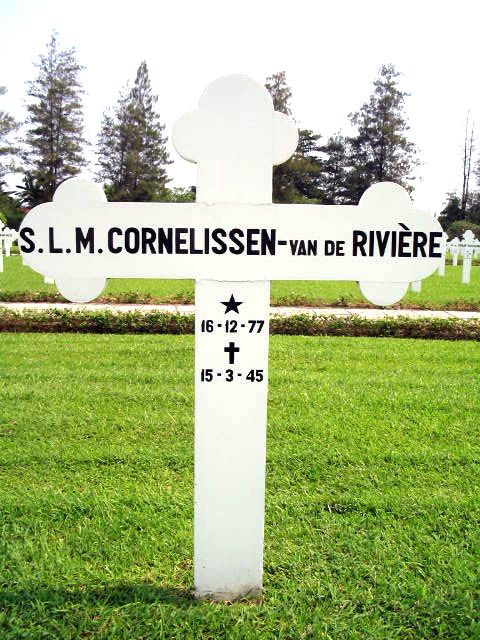 cornelissen v de riviere.s.l.m.2004.jpg