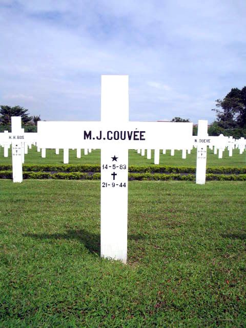 couvee.m.j.2005.jpg