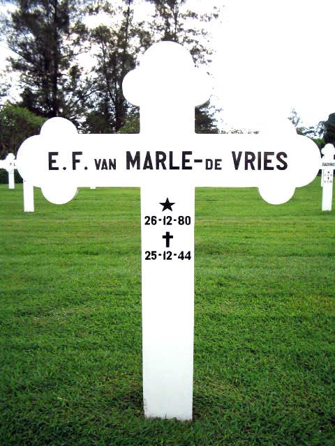 marle van.de vries.e.f.2004.jpg