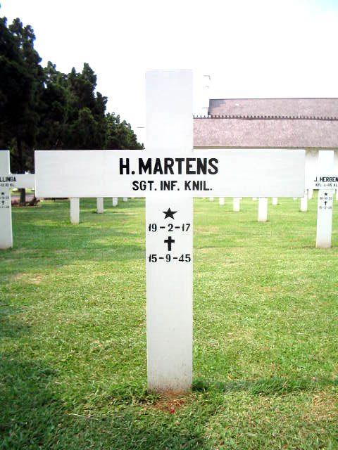 martens.h.2005.jpg