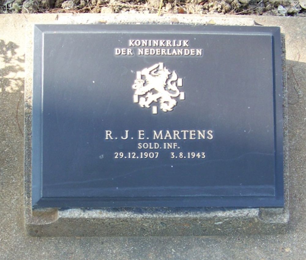 Martens  R J E.jpg