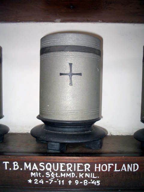 masquerier hofland.t.b.2005.jpg