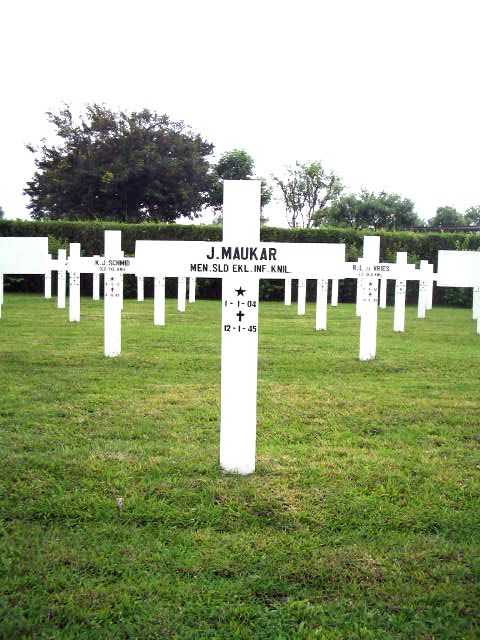 maukar.j.2005.jpg