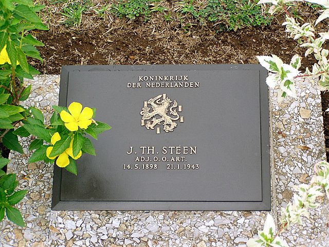 steen.j.t.2006.jpg