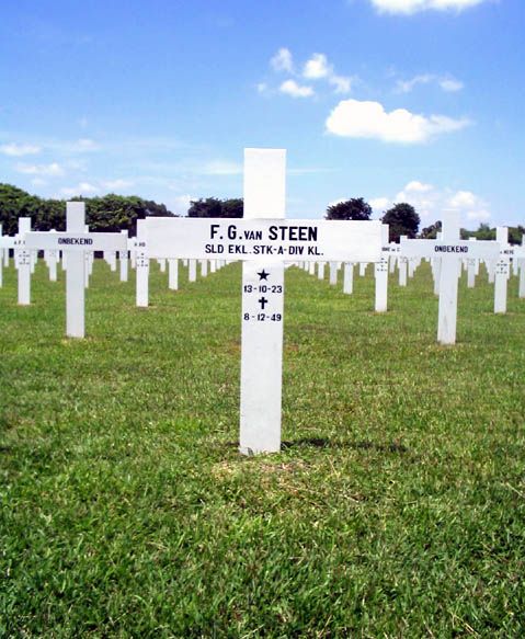 steen.van f.g.2005.jpg