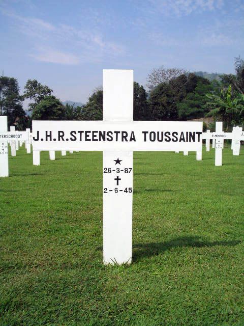 steenstra toussaint.j.h.r.2005.jpg
