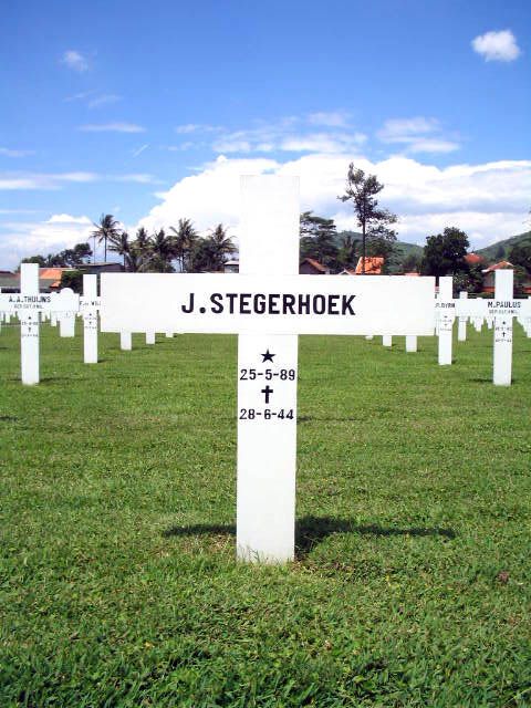 stegerhoek.j.2005.jpg