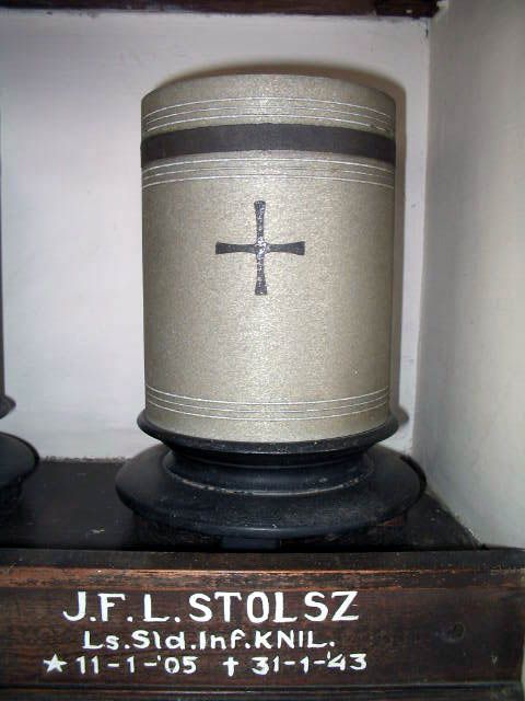 stolz.j.f.l.2005.jpg