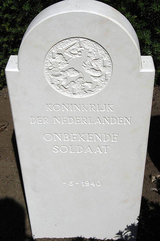 onbekende soldaat r'dam.2006.jpg