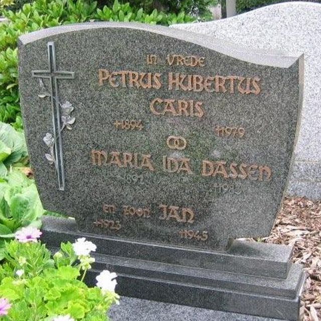 caris.j.g.2009.jpg