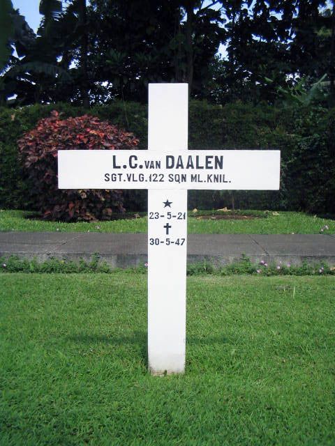 daalen.van.l.c.2005.jpg