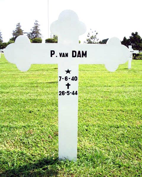 dam van p.2004.jpg.JPG