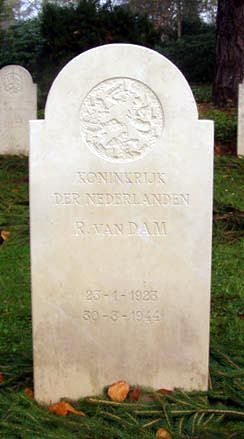 Dam van R.jpg