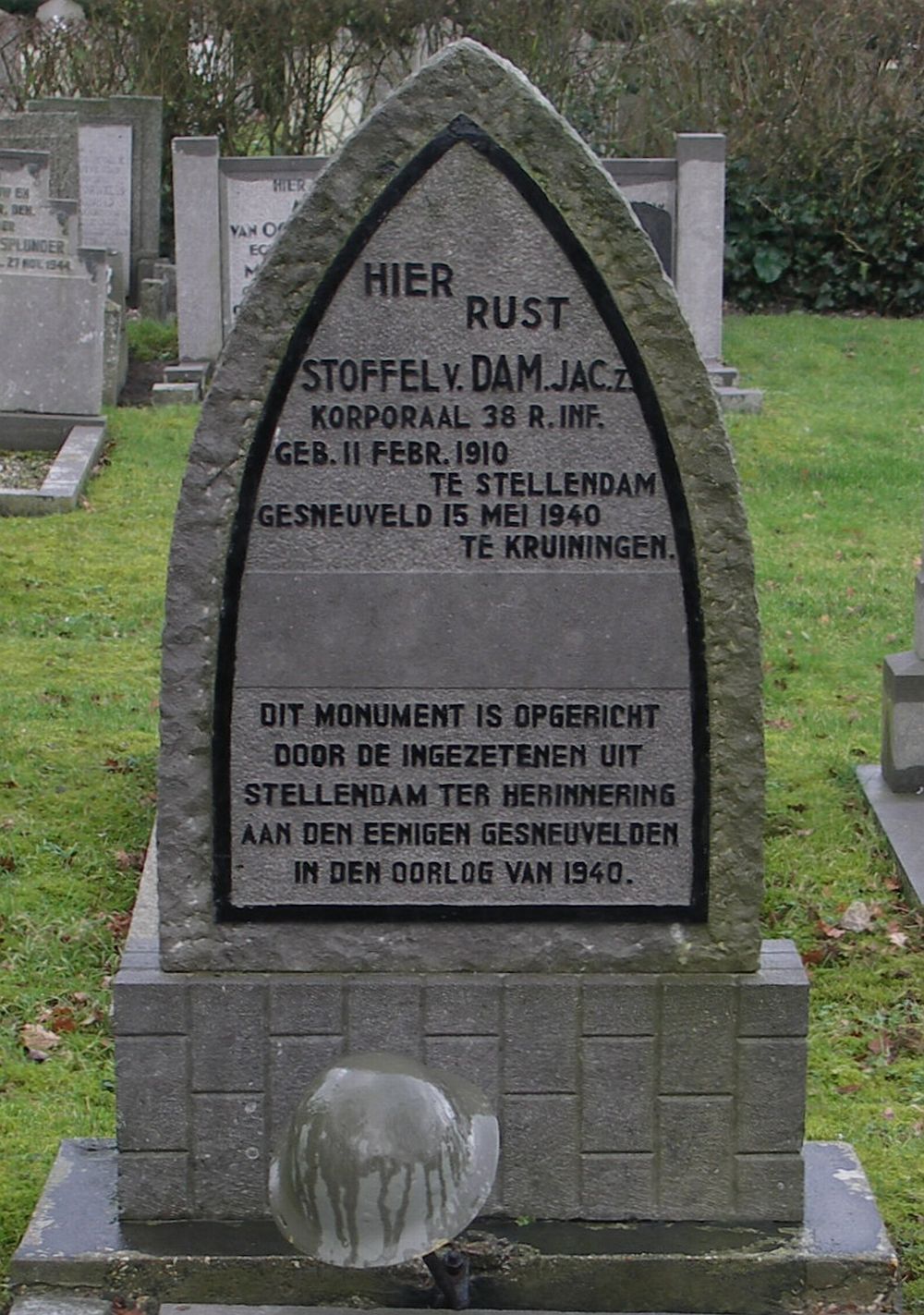 dam.s.van.2010.jpg